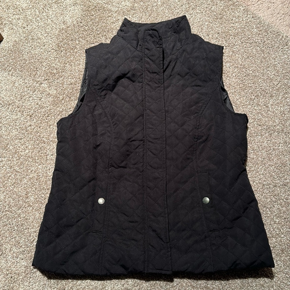 Gently Worn Black Quilted avest